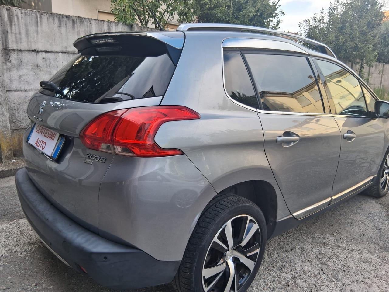 Peugeot 2008 1.6 e-HDi 92 CV Stop&Start Urban Cross