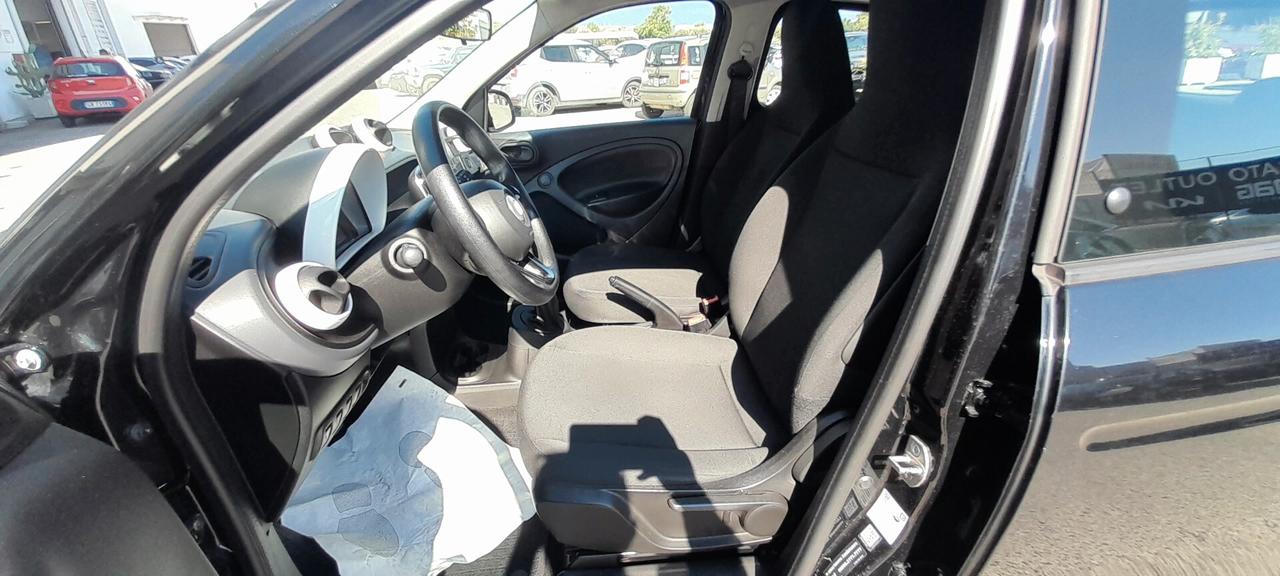 Smart ForFour 70 1.0 Youngster