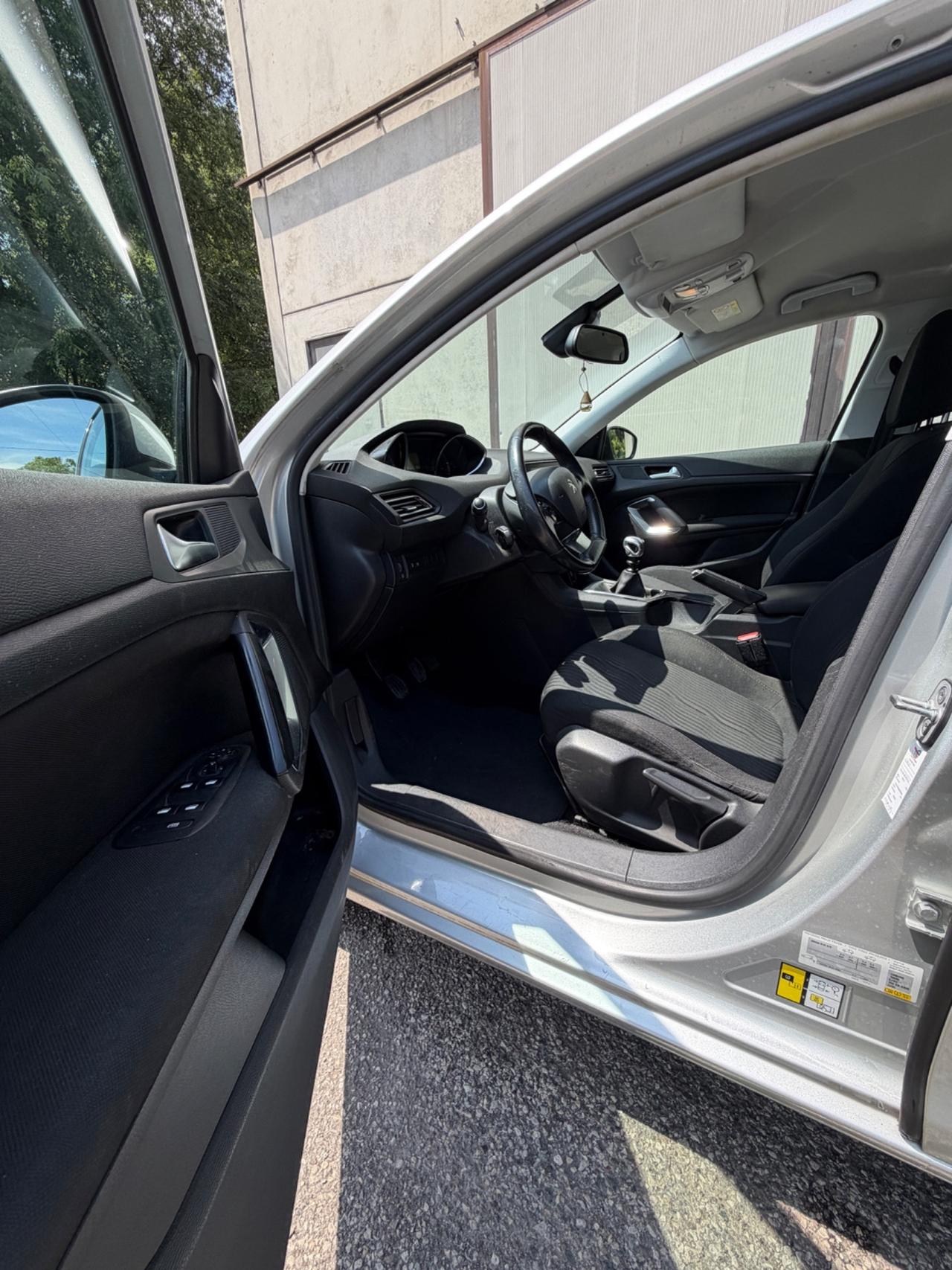 Peugeot 308 BlueHDi 150 S&S SW Business