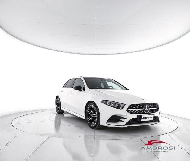 MERCEDES-BENZ CLA sse A 180 d Premium Auto