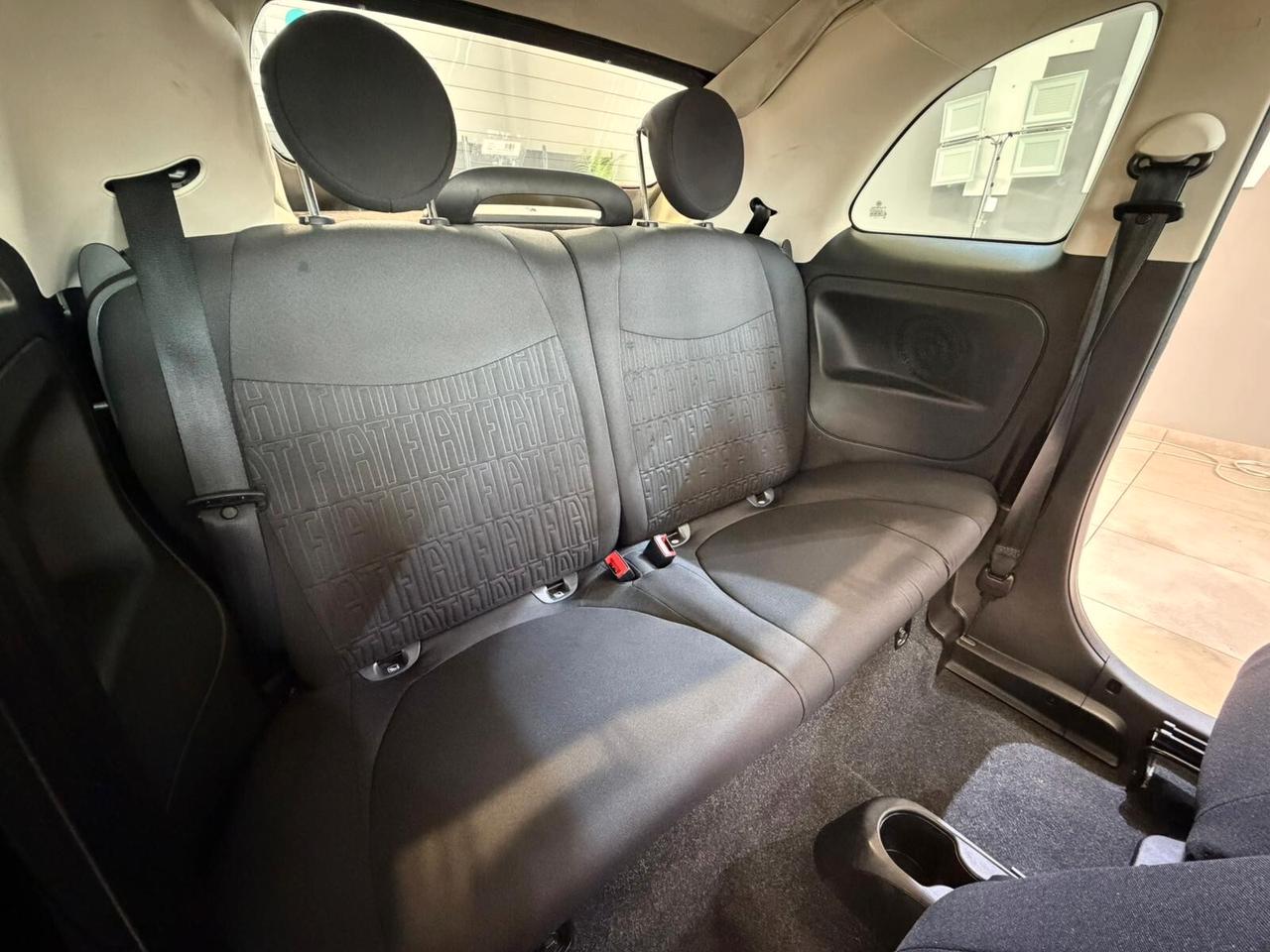 Fiat 500 C 1.0 Hybrid Dolcevita