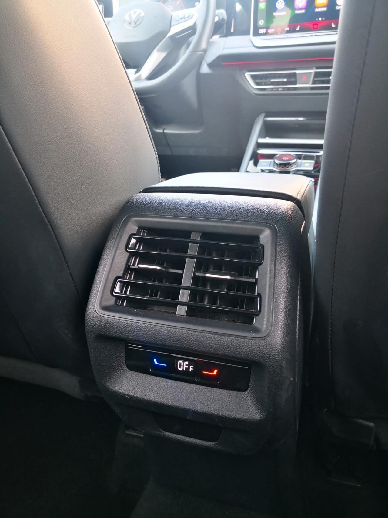 Volkswagen Tiguan 2.0 TDI 150 CV DSG R-Line ***TELECAMERA***