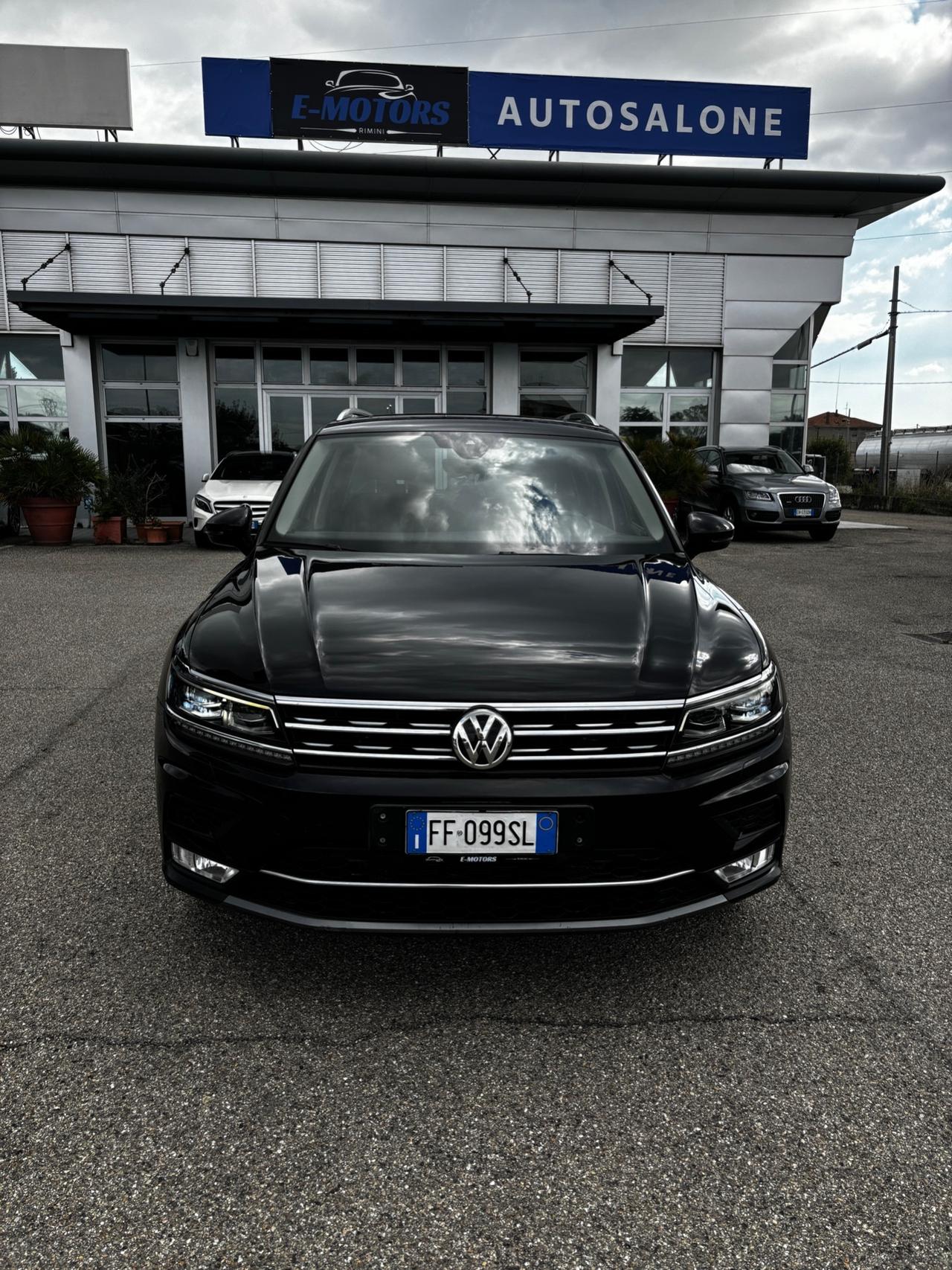 Volkswagen Tiguan 2.0 TDI SCR DSG Executive BlueMotion Technology - 2016