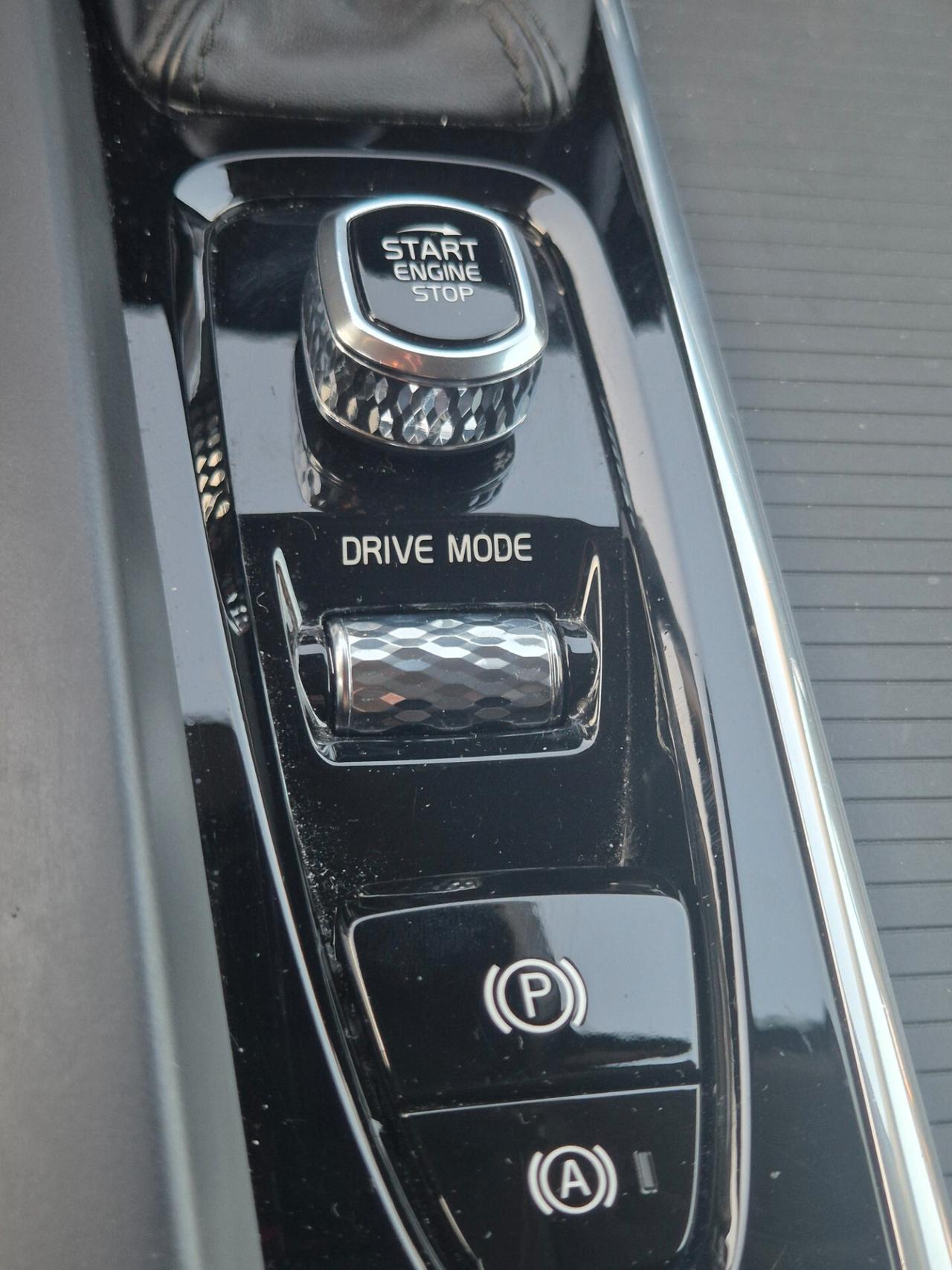 Volvo V60 Cross Country D4 AWD Geartronic Pro 2020