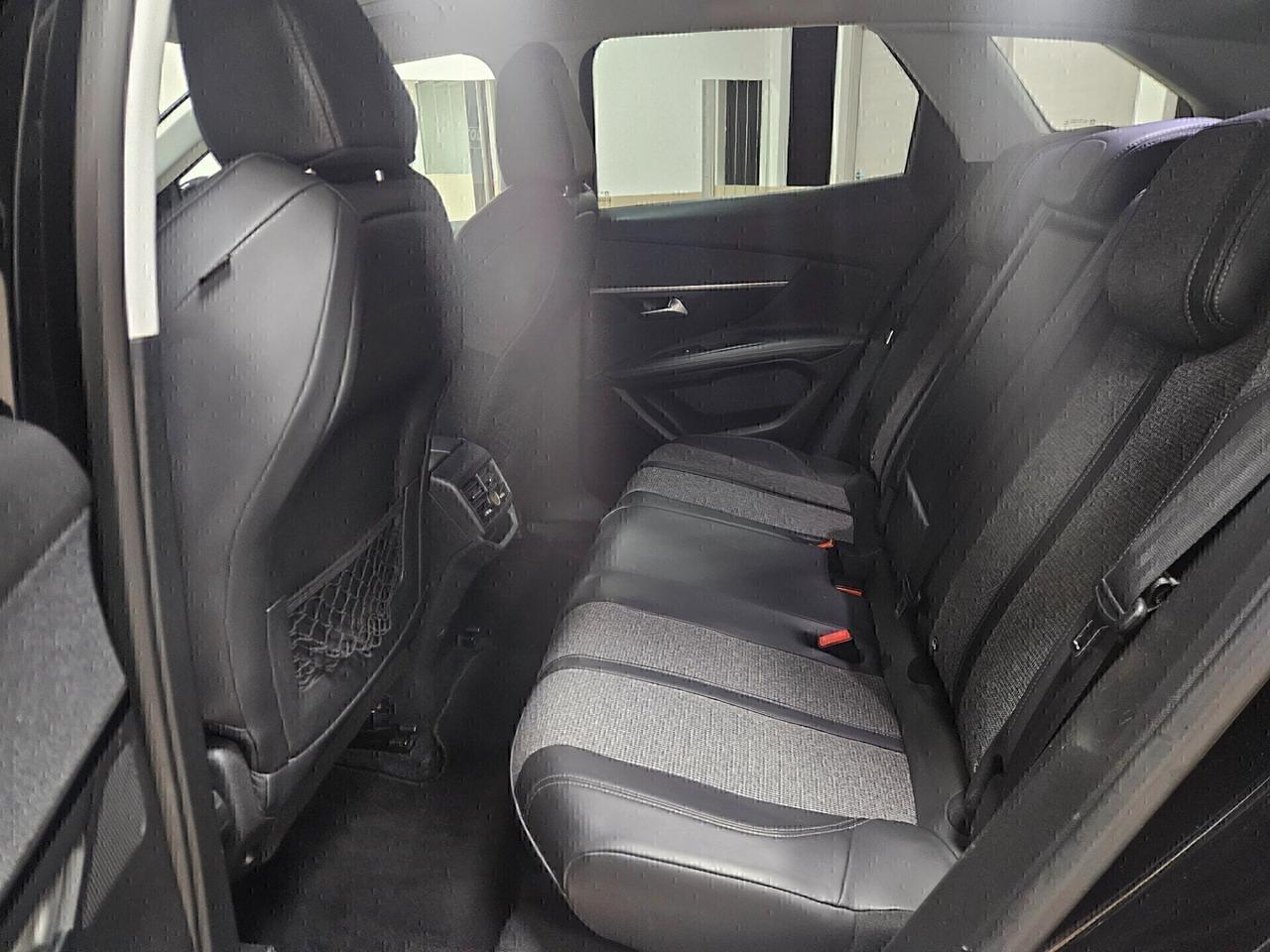 Peugeot 3008 BlueHDi 130 S&S Allure