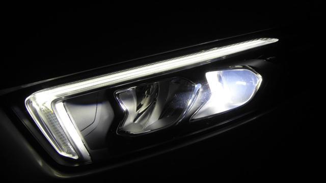 MERCEDES-BENZ A 180 d Automatic Business