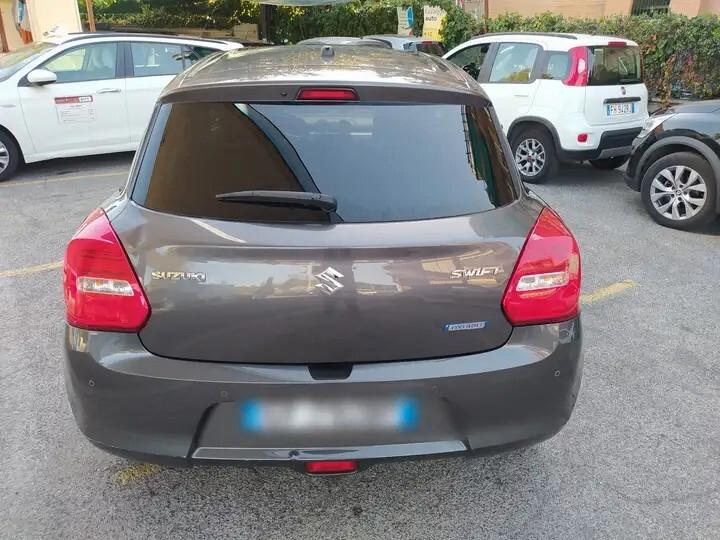 Suzuki Swift 1.2 Hybrid Top