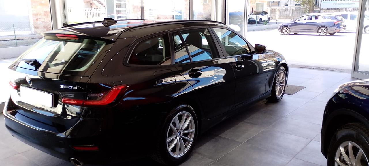 Bmw 320d 48V Touring Business Advantage