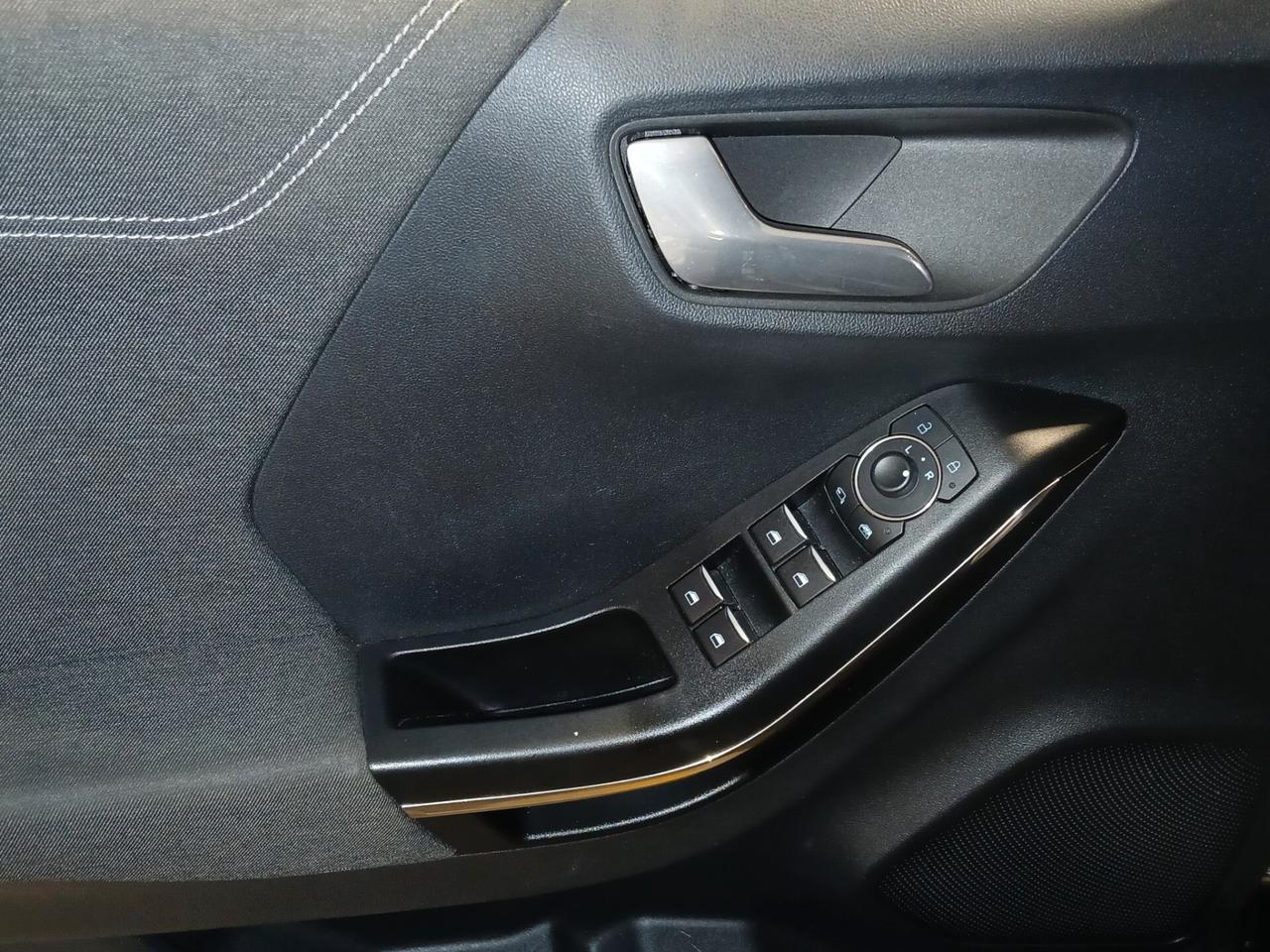 Ford Puma 1.0 EcoBoost Hybrid 125 CV S&S Titanium Design