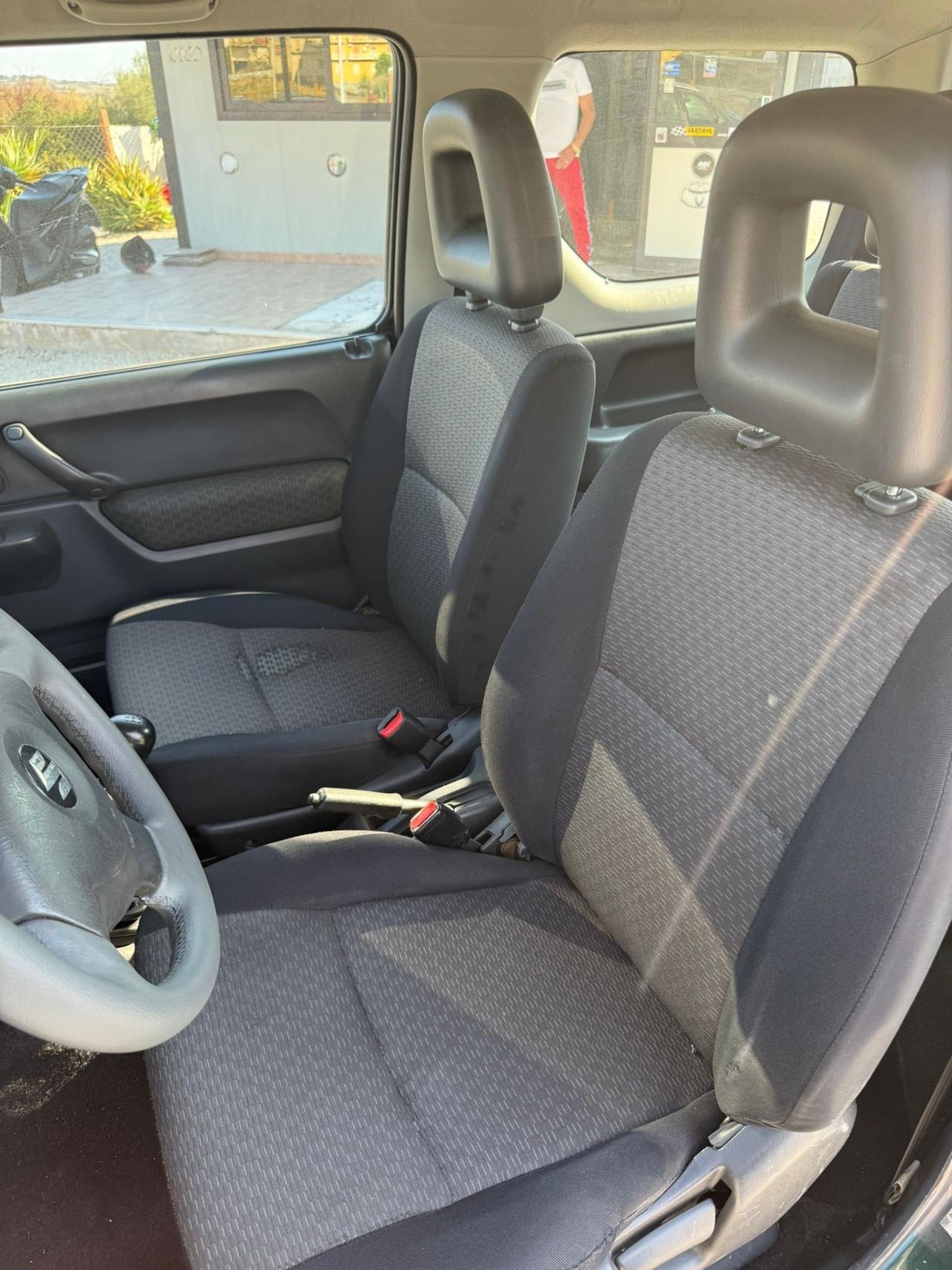 Suzuki Jimny 1.3i 16V cat 4WD JLX