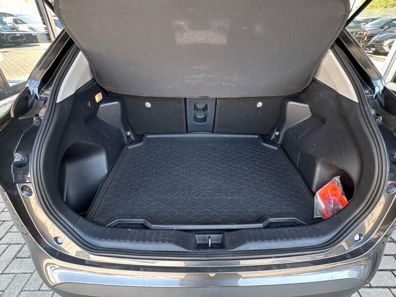 Toyota Yaris Cross Yaris Cross 1.5h Lounge fwd 116cv e-cvt
