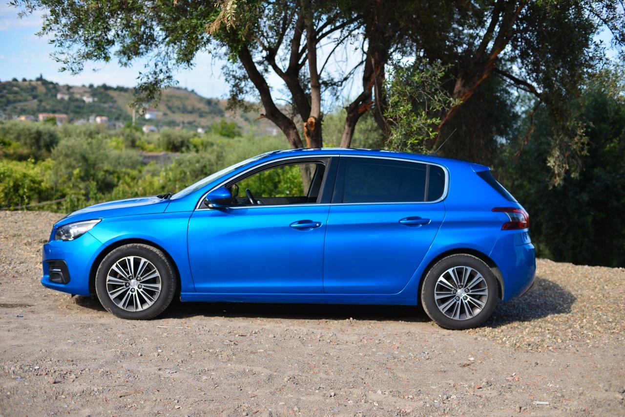 Peugeot 308 BlueHDi 130 S&S EAT8 Allure Pack