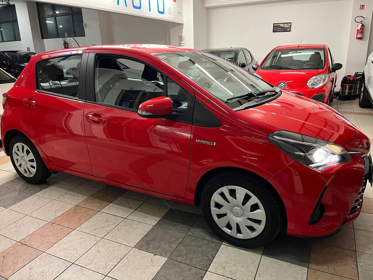 Toyota Yaris 1.5 Hybrid 5 porte Active