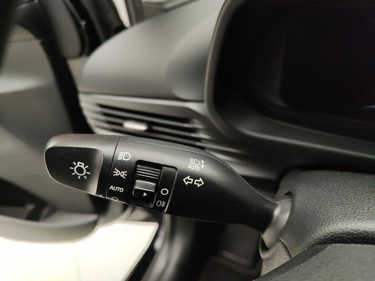 HYUNDAI i20 III 2021 1.0 T-GDI 48V CONNECT LINE