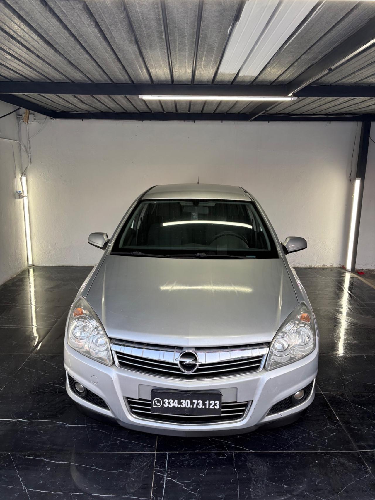 Opel Astra 1.4 16V GPL-TECH 5 porte Enjoy