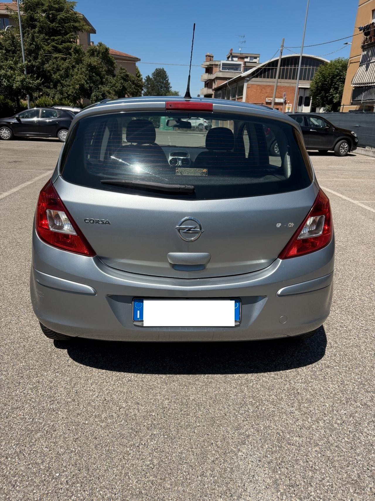 Opel Corsa 1.2 Gpl - NEOPATENTATI - 12 MESI DI GARANZIA -