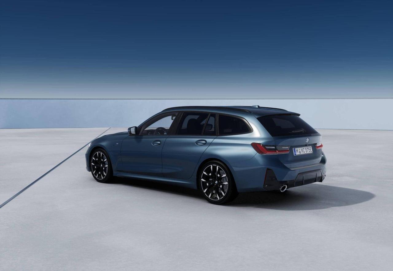 BMW Serie 3 330e Touring MSport