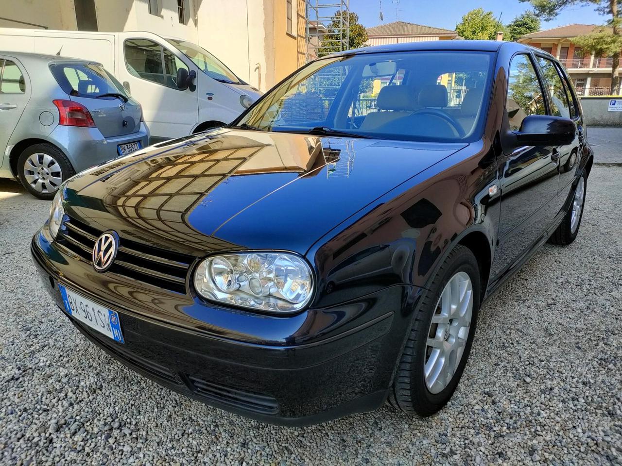 Volkswagen Golf 1.6 16v Aut Highline ASI