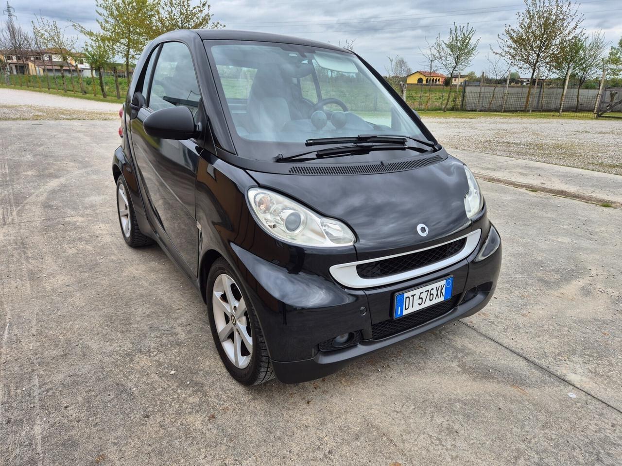 Smart ForTwo 1000 52 kW coup pure