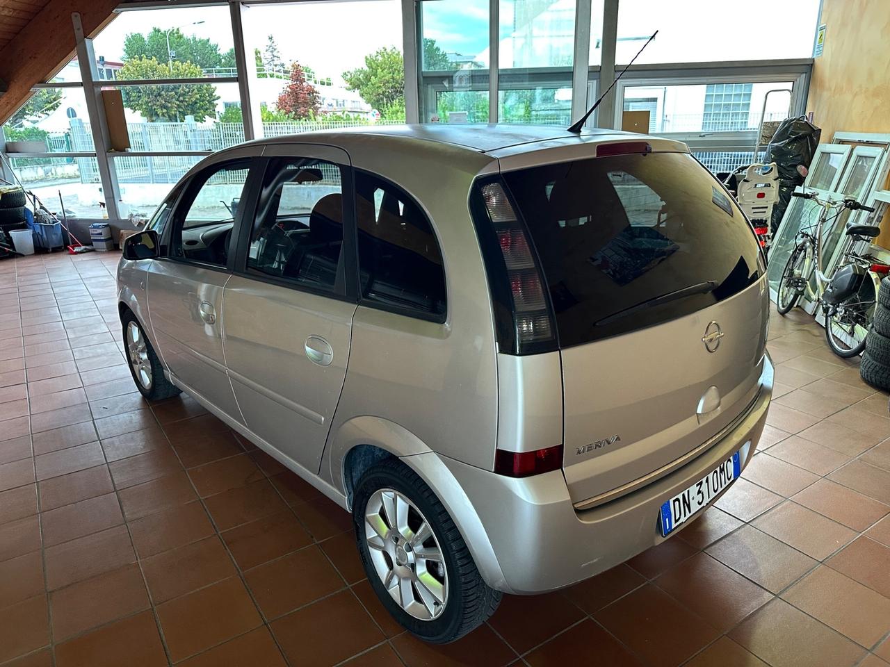 Opel Meriva 1.4 16V Cosmo metano neopatentati