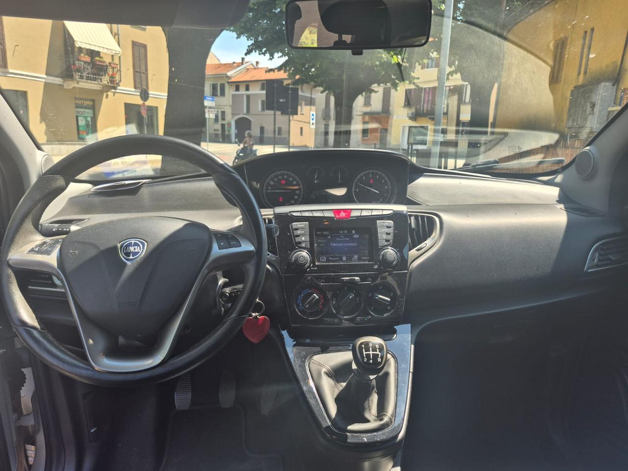 Lancia Ypsilon 1.2 69 CV 5 porte Elefantino Blu