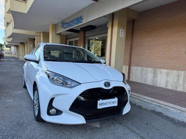 TOYOTA Yaris 1.5 Hybrid 5 porte Business *Promo SD 2025*