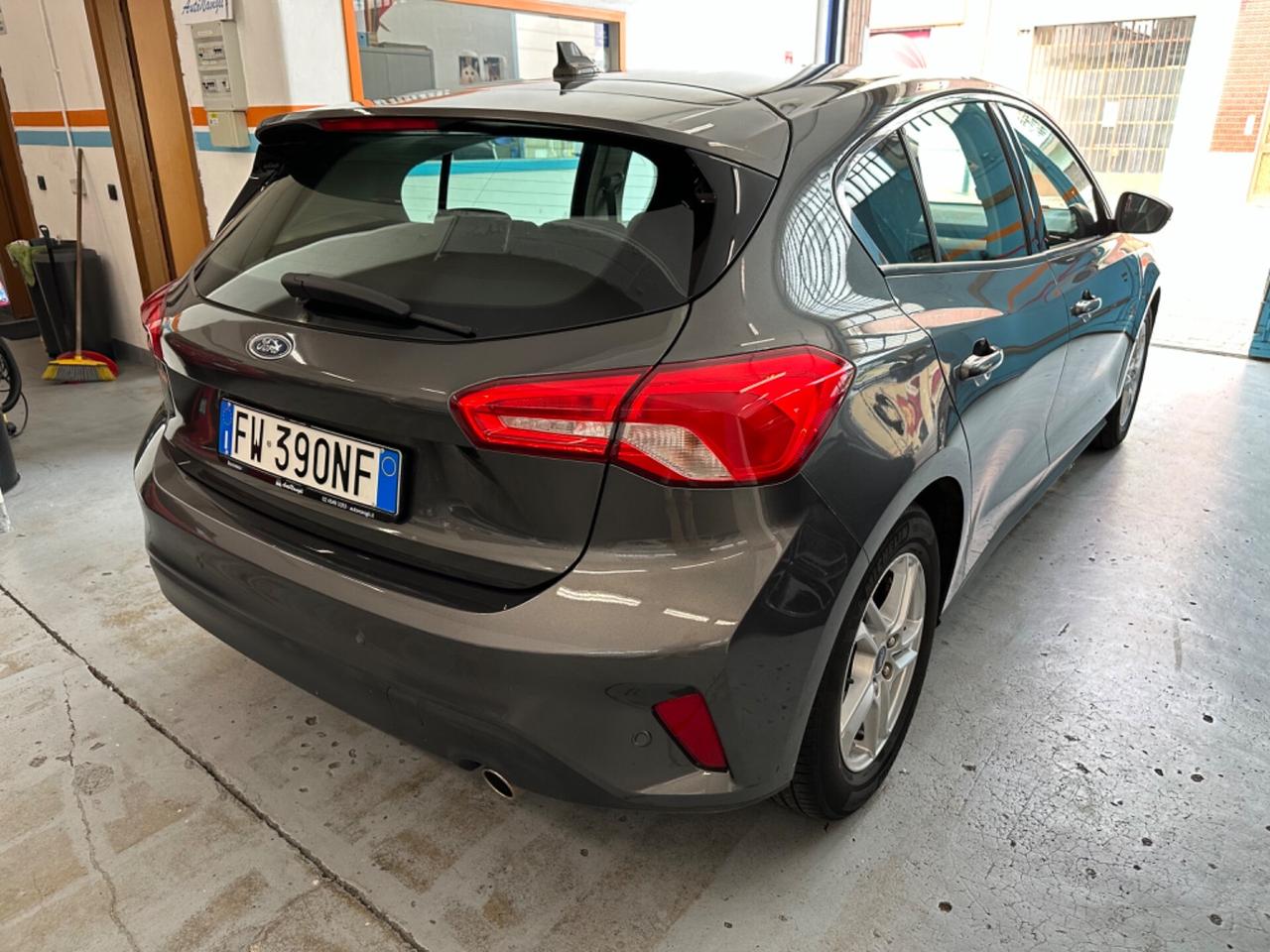 Ford Focus 1.0 EcoBoost 100 CV 5p. Business - Navy