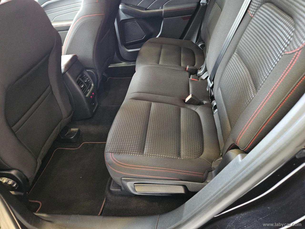 FORD Kuga 2.0 EcoBlue 120 aut. 2WD ST-L. Bus.