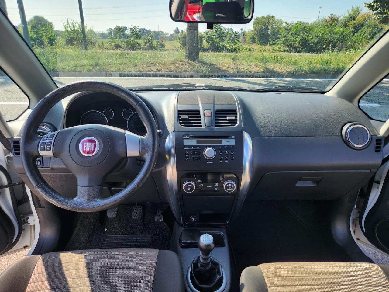 Fiat Sedici 2.0 MJT 16V DPF 4x4 Experience