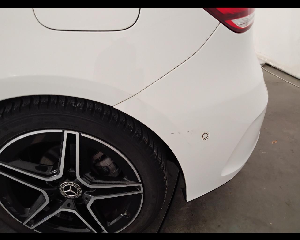 Mercedes-Benz Classe A - W177 2018 - A 180 d Premium auto