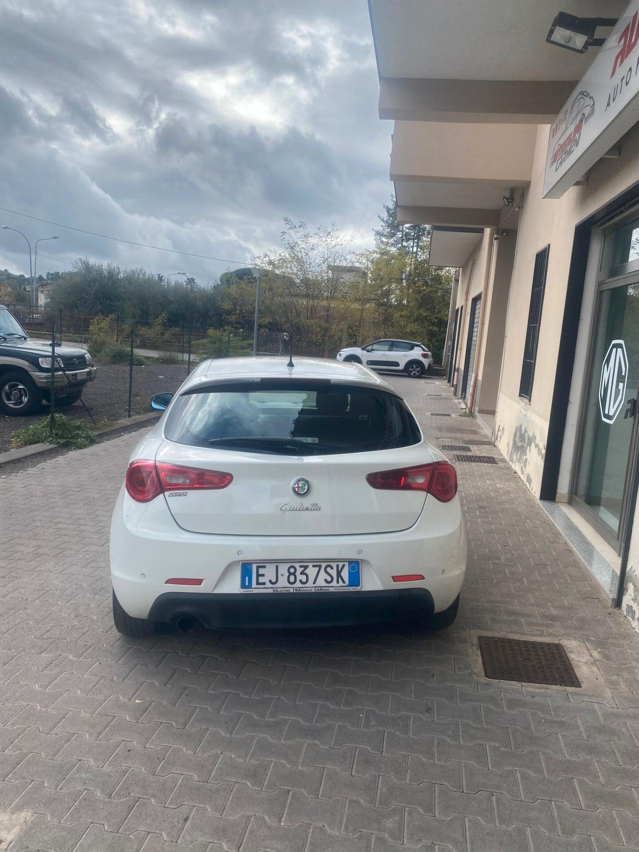 Alfa Romeo Giulietta 1.6 JTDm-2 105 CV Exclusive