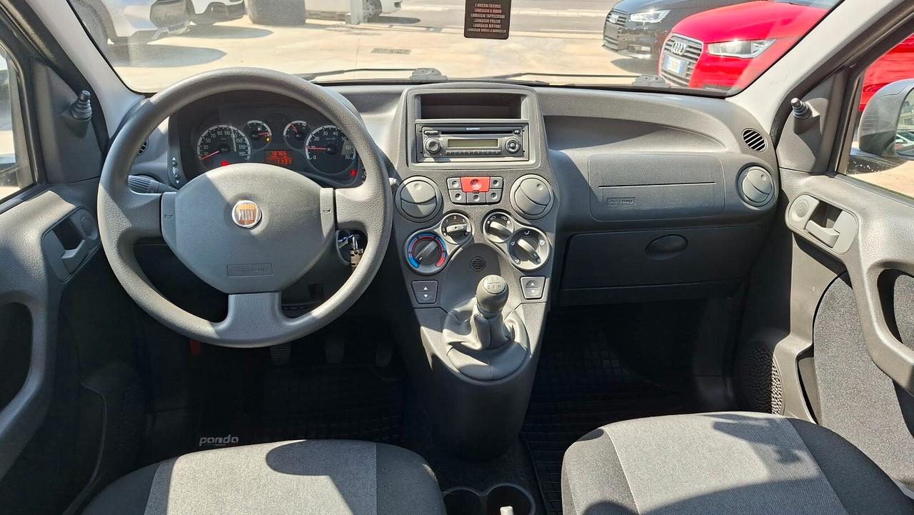 Fiat Panda 1.2 BENZINA 2011 aria condizionata