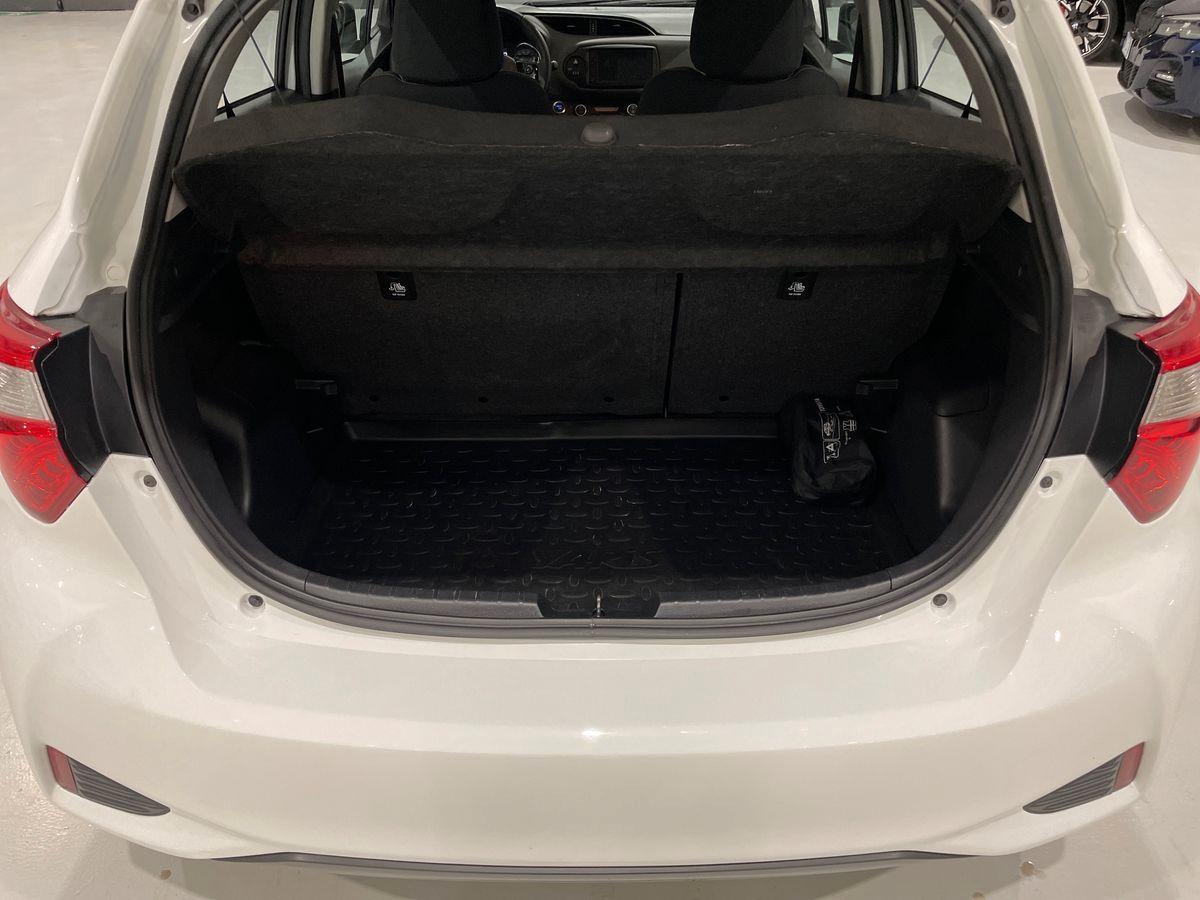 TOYOTA Yaris III 2017 - Yaris 5p 1.5h Trend White Edition my18