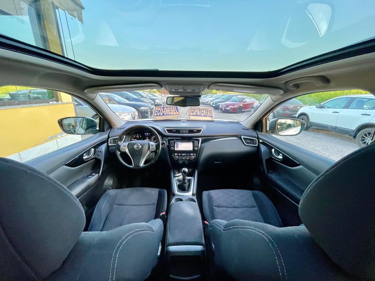 Nissan Qashqai 1.5 dCi 8kw N-Connecta Full op UNIPROP