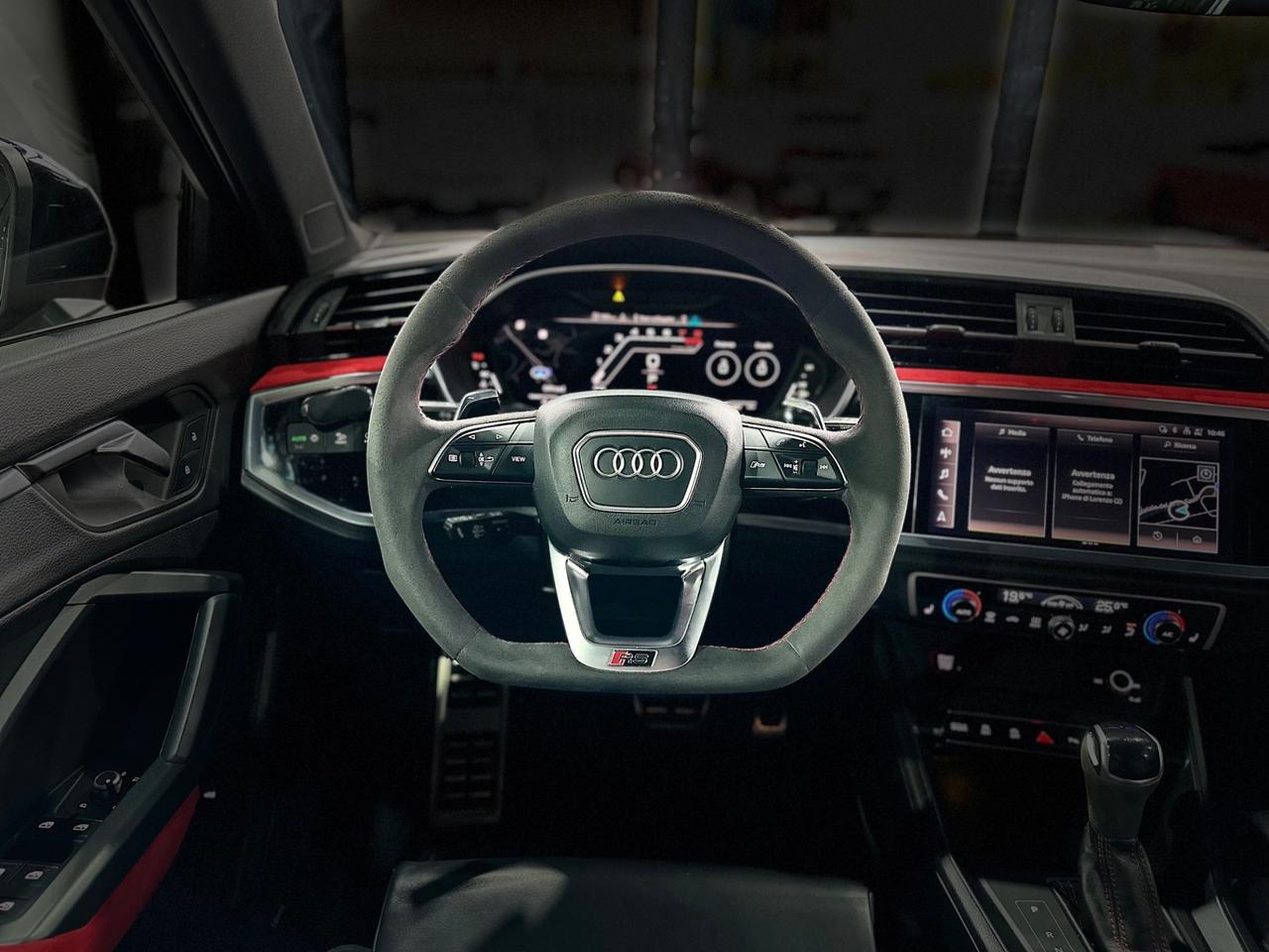 Audi Q3 RS SPB quattro S tronic identity black