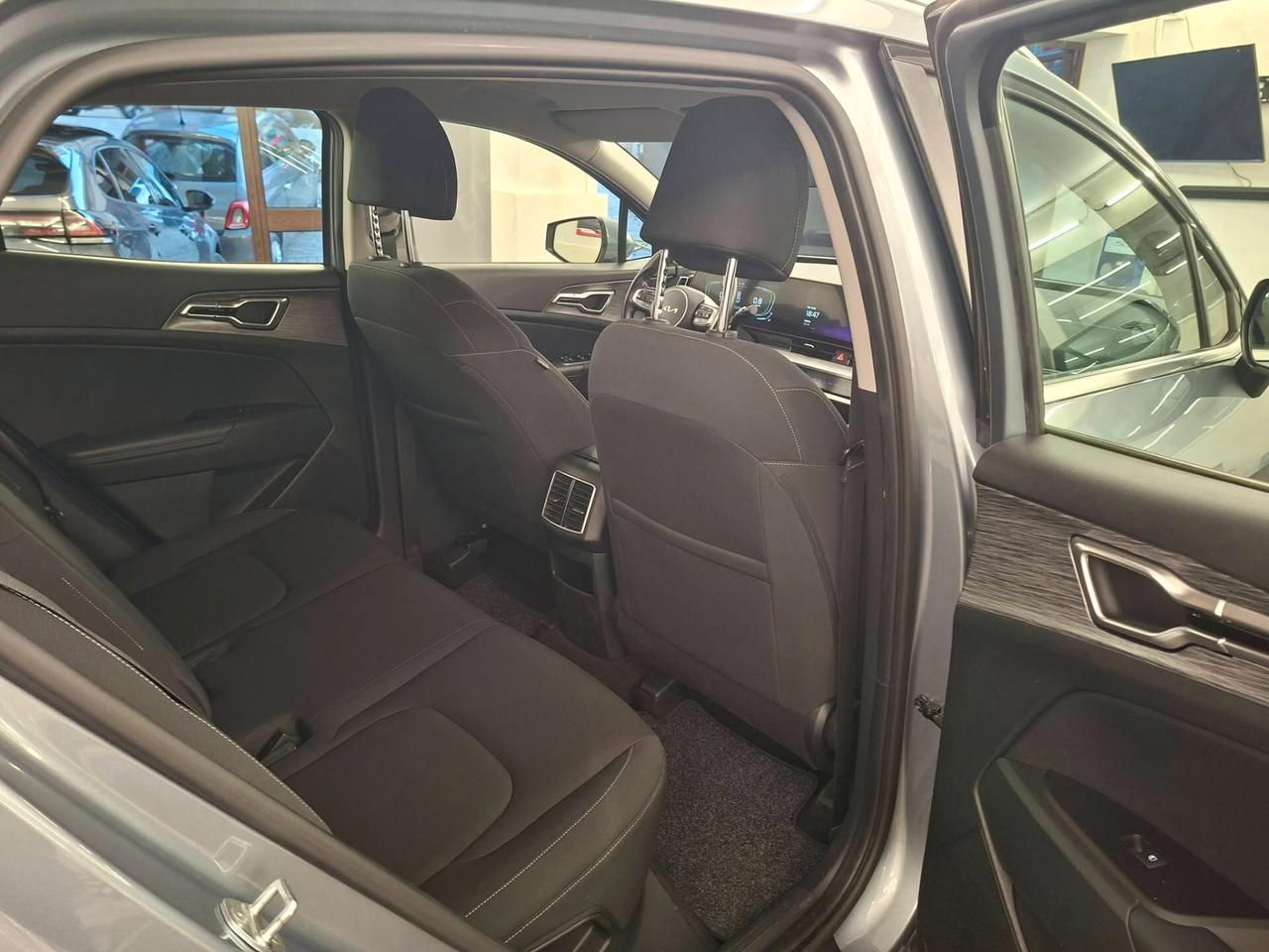 Kia Sportage 1.6 CRDi MHEV DCT Business