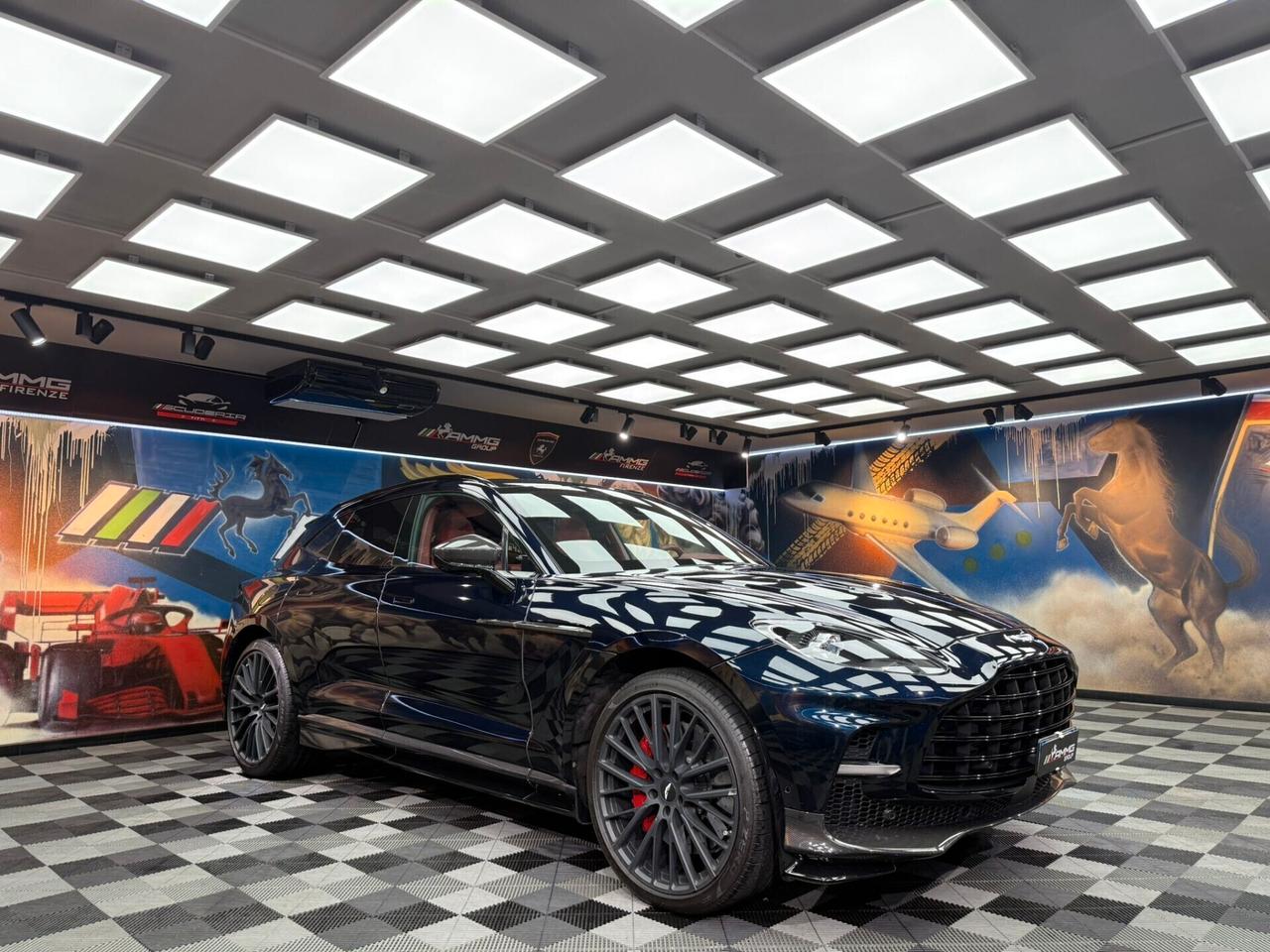 Aston Martin DBX 707 (143)