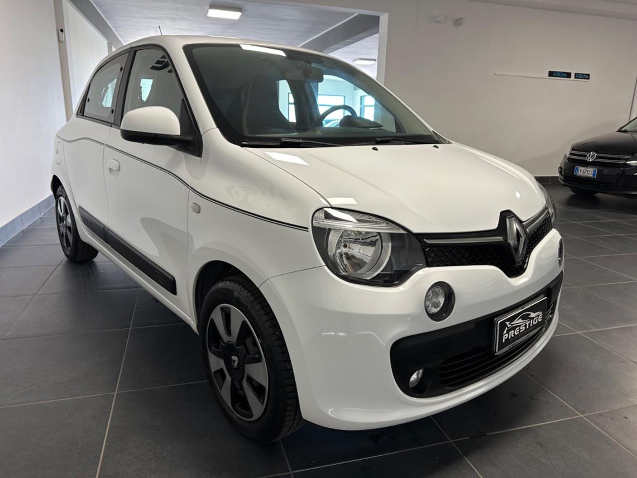 RENAULT TWINGO 1.0 NEOPATENTATI 69CV FULL UNIPRO