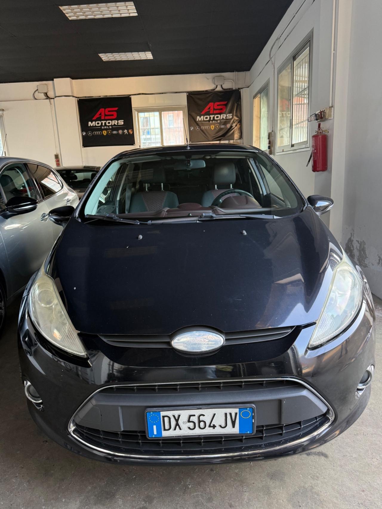 Ford Fiesta 1.4 5 porte Bz.- GPL Titanium