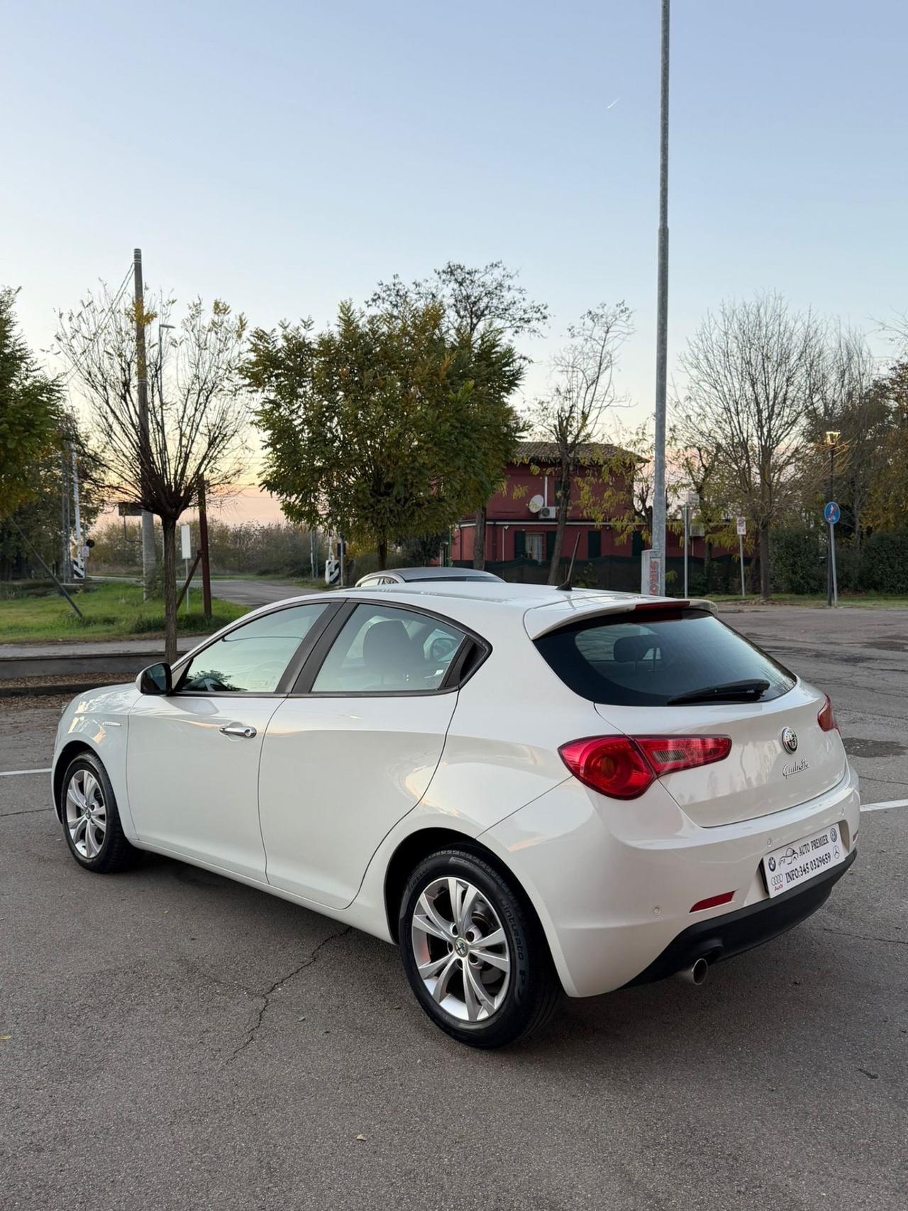 Alfa Romeo Giulietta 1.6 JTDm-2 105 CV Exclusive