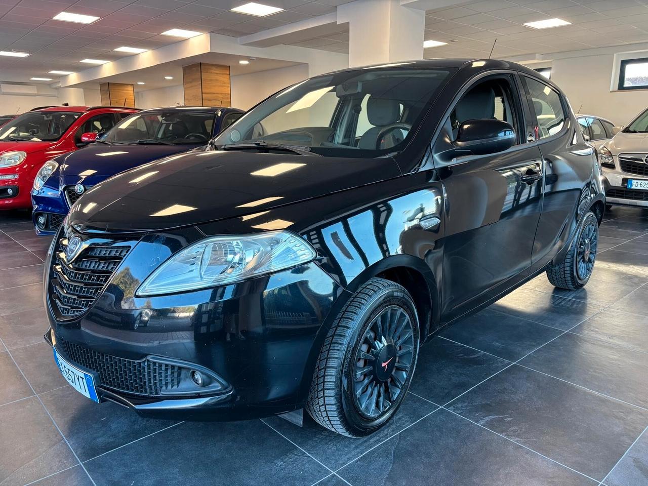LANCIA YPSILON ANNO 2014 BZ GPL ADATTA NEOPATENTATI KM 182 MILA