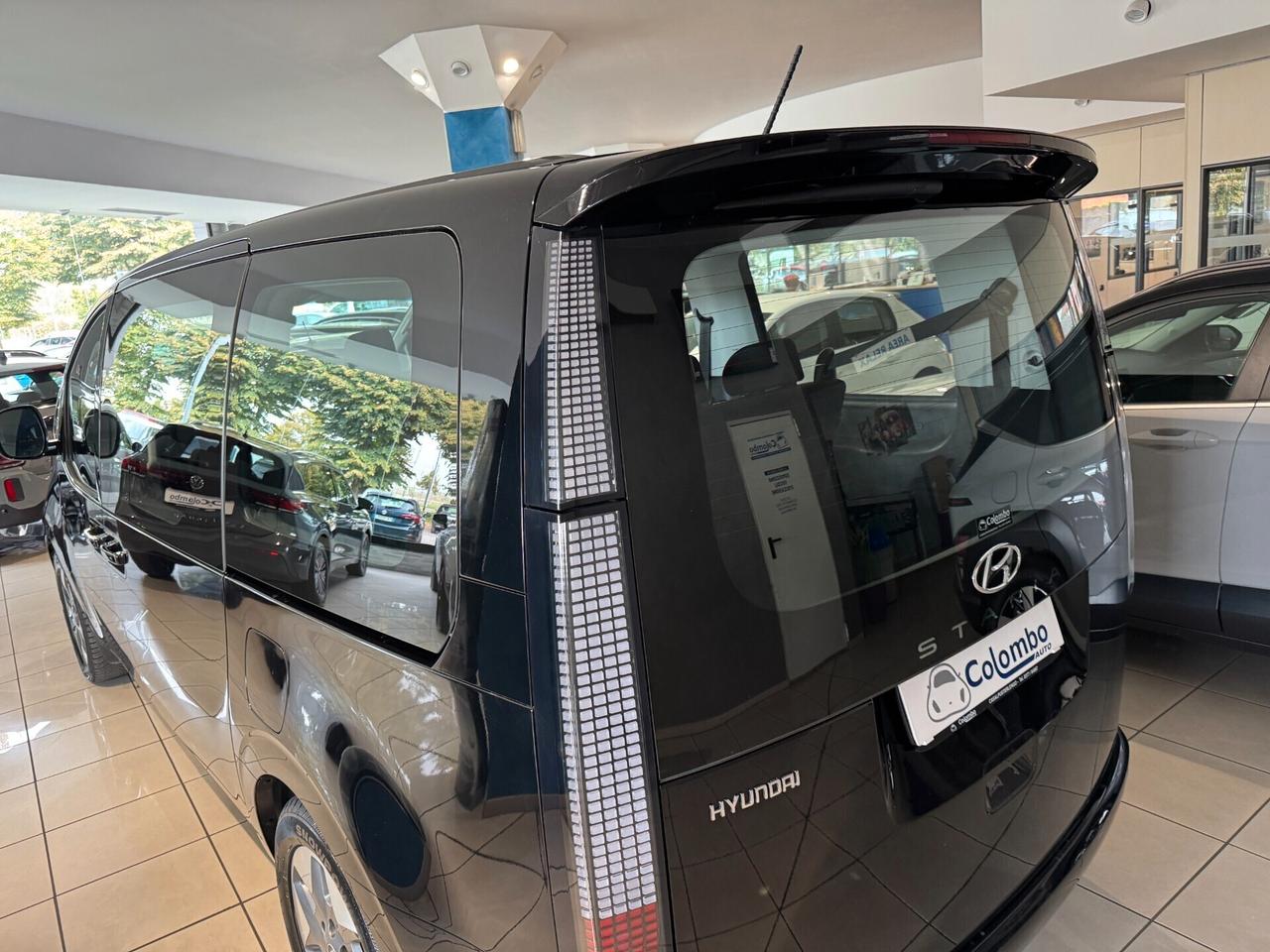 Hyundai STARIA 2.2 Wagon 2wd auto Led App conn 9p 18" (+Iva)