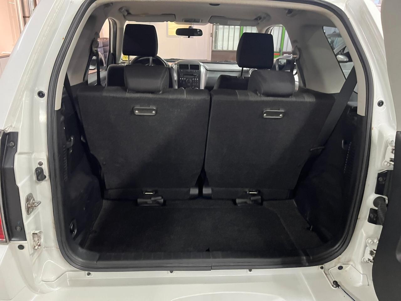 Suzuki Grand Vitara 1.9 DDiS 3 PORTE, con ridotte