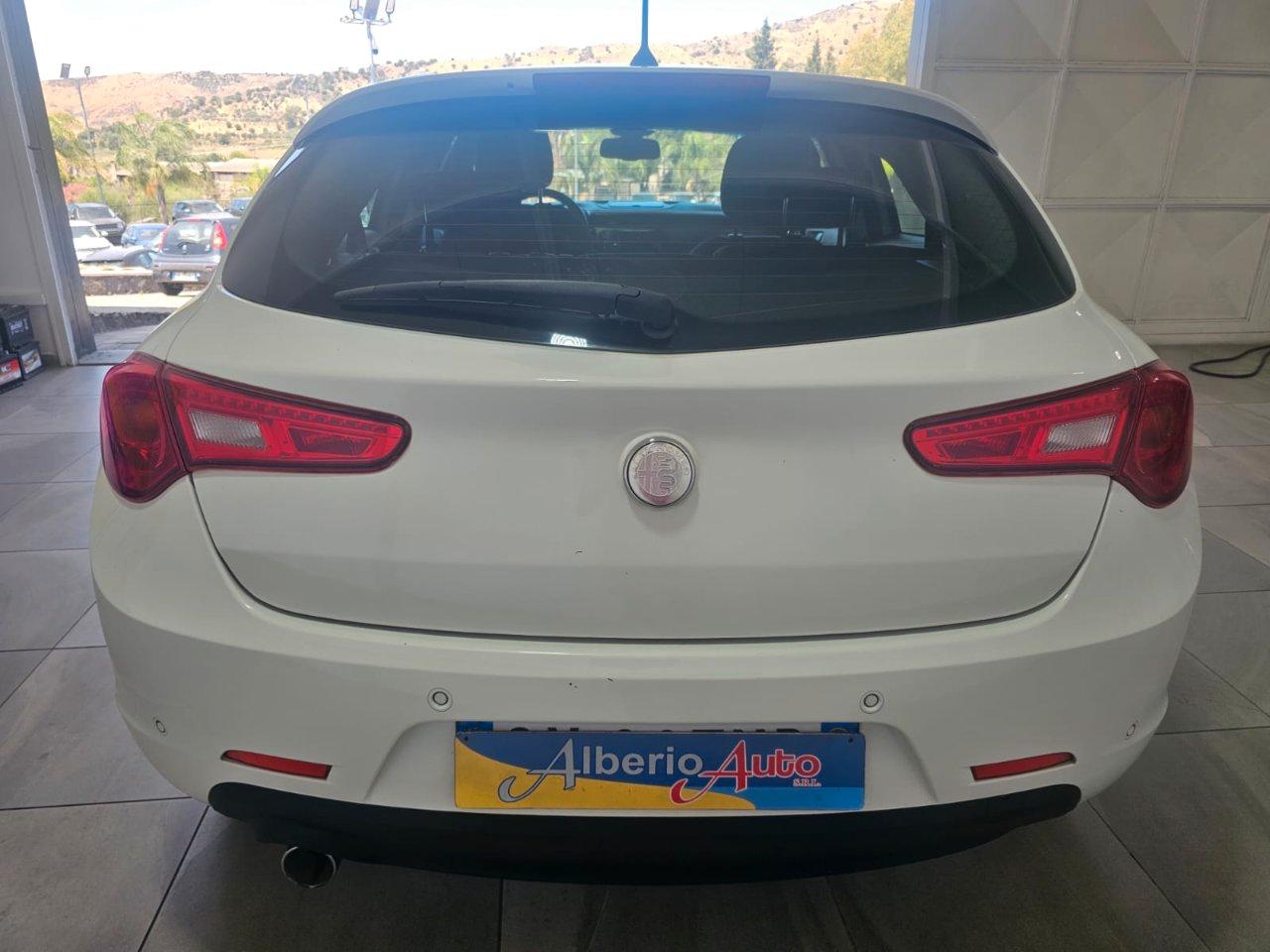 Alfa Romeo Giulietta 1.6 jtdm Super 120cv