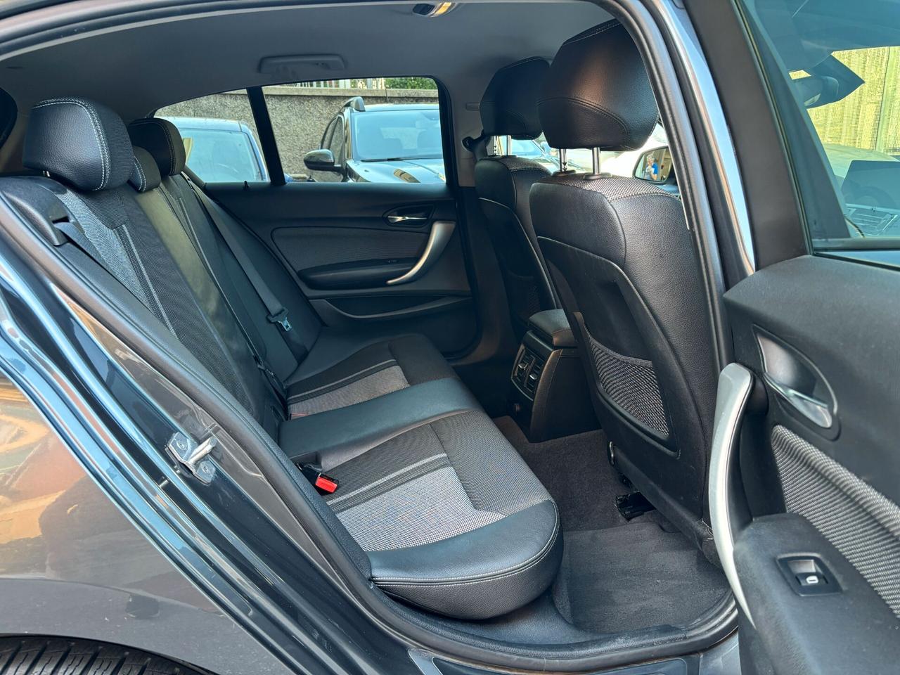 Bmw 116 116d 5p. Efficient Dynamics Urban