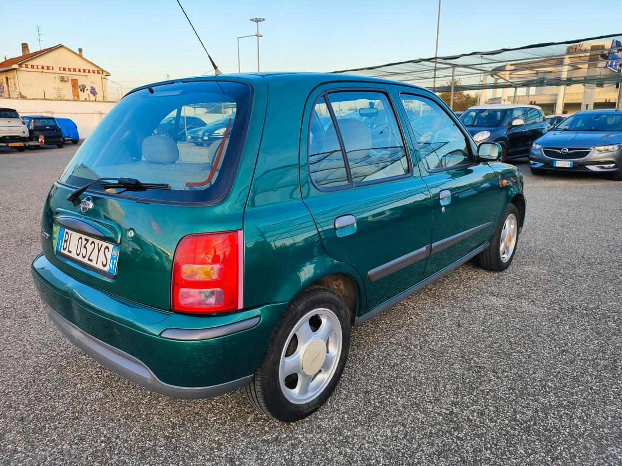 Nissan Micra 1.4i 16V cat 5 porte Luxury