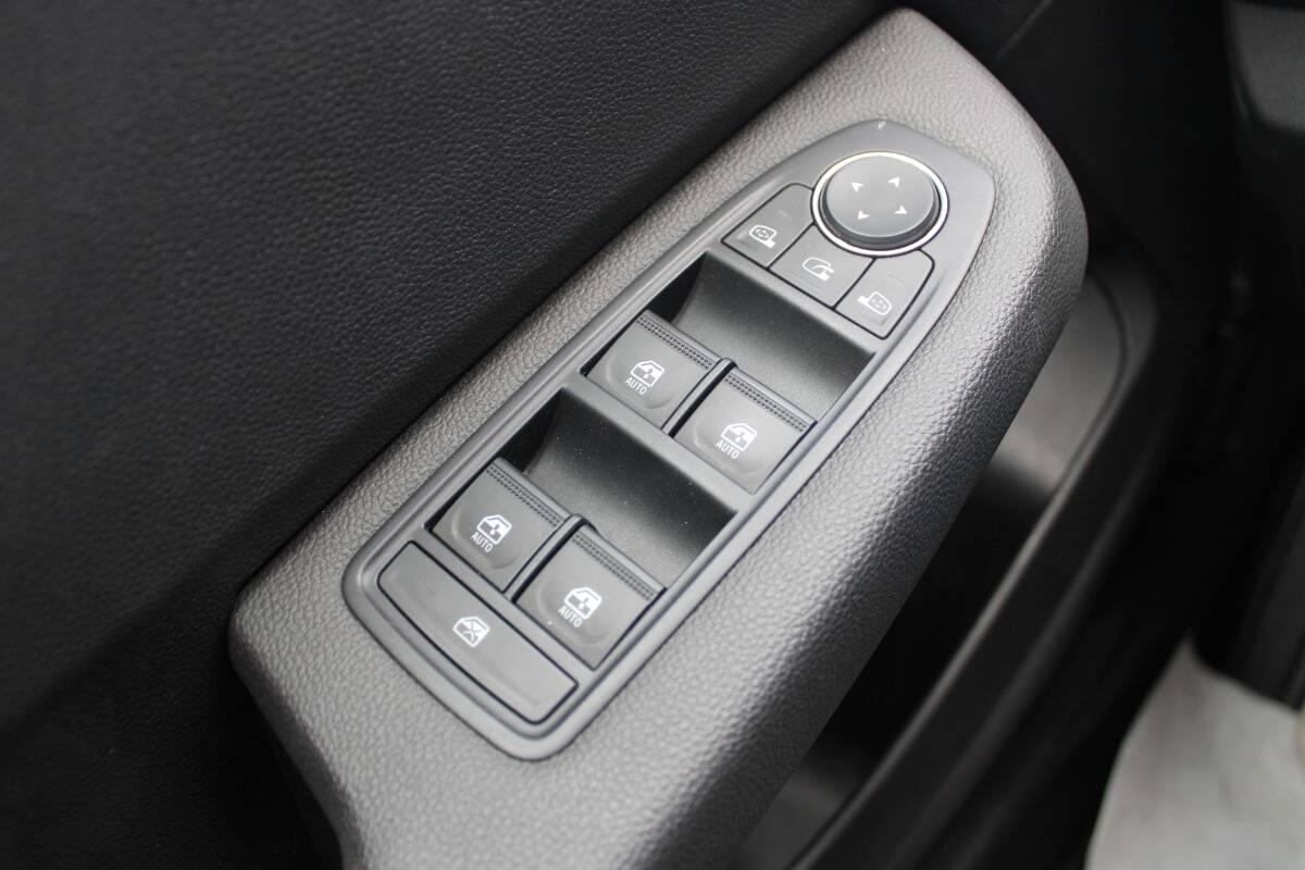 Mitsubishi Colt 1.0 turbo Invite con TELECAMERA e CARPLAY