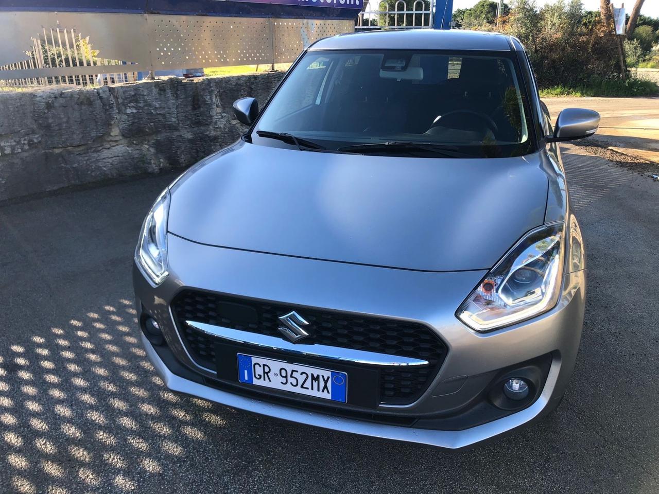 Suzuki Swift 1.2 Hybrid Top