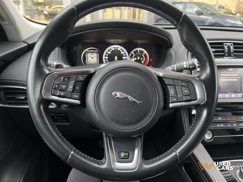 Jaguar F-Pace 2.0d 180 CV AWD aut. Prestige