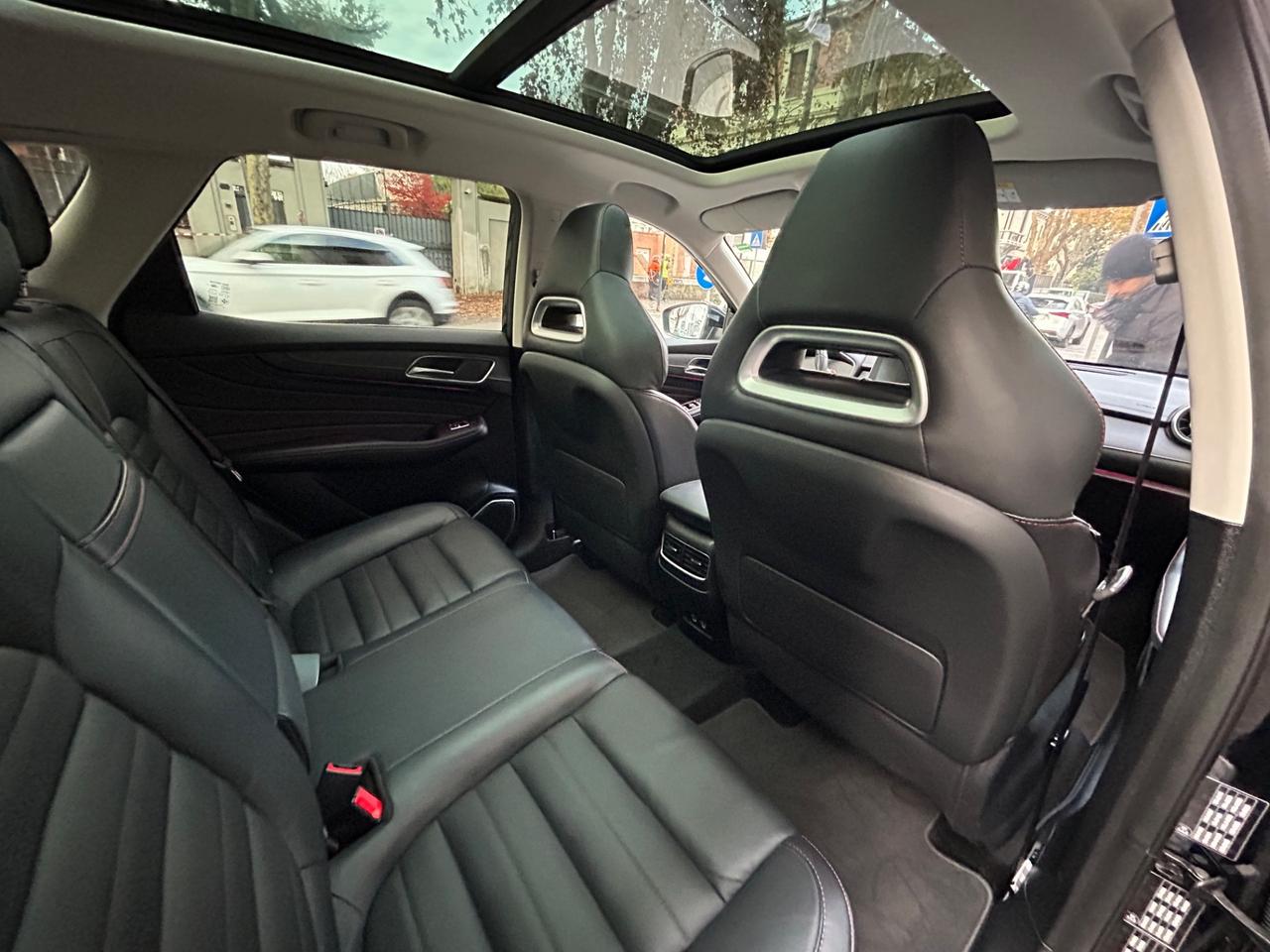 Mg EHS Plug-in HYBRID Exclusive auto | 40.000KM!!!